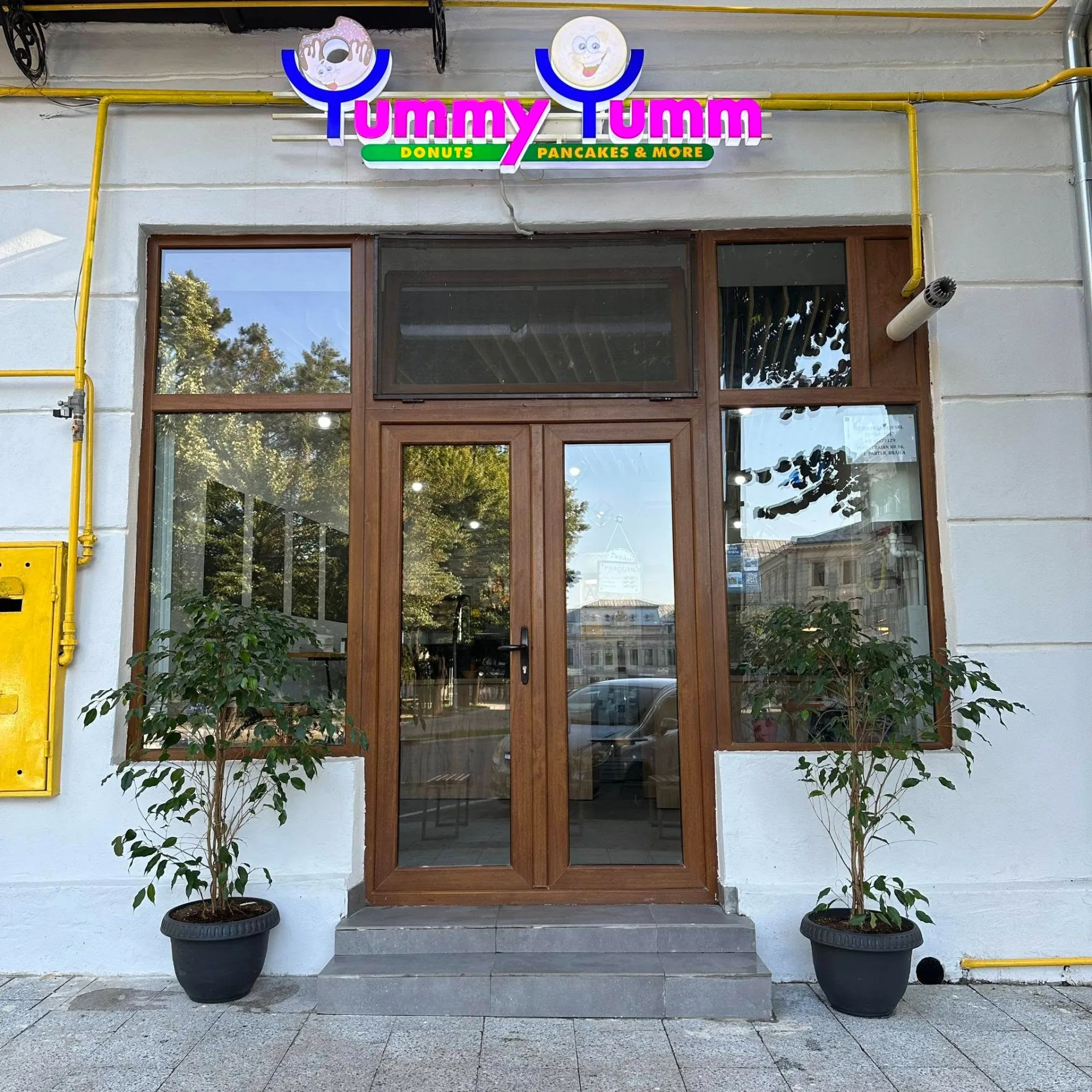 Vezi locația Yummy Yumm — imaginea 2