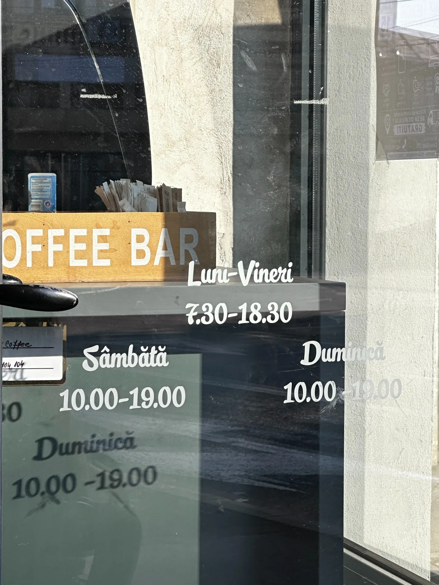 Vezi locația 104 Coffe (cal. Galati 39) — imaginea 4