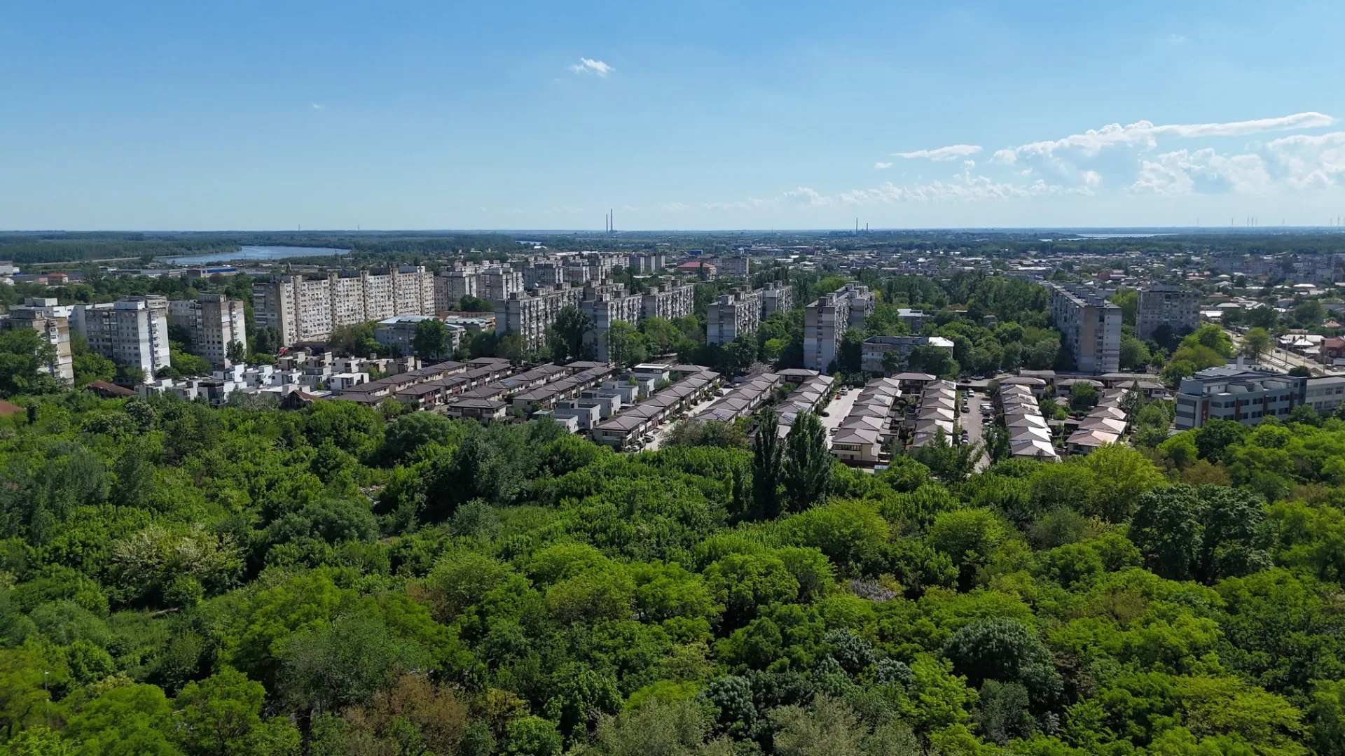 Vezi locația Parcul Monument — imaginea 5