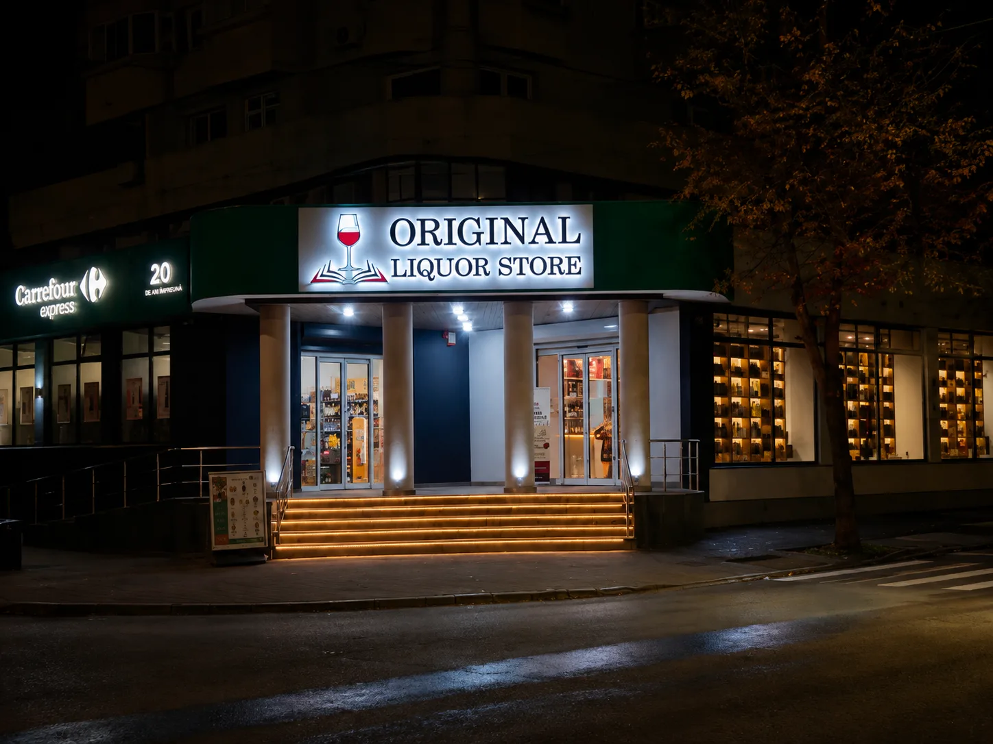 Vezi locația Original Liquor Store