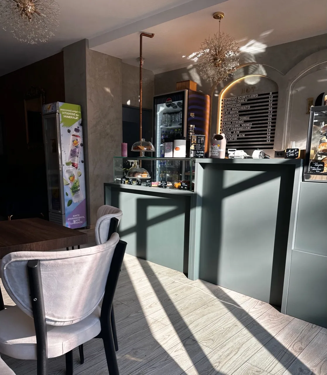 Vezi locația 104 Coffe (cal. Galati 39) — imaginea 3