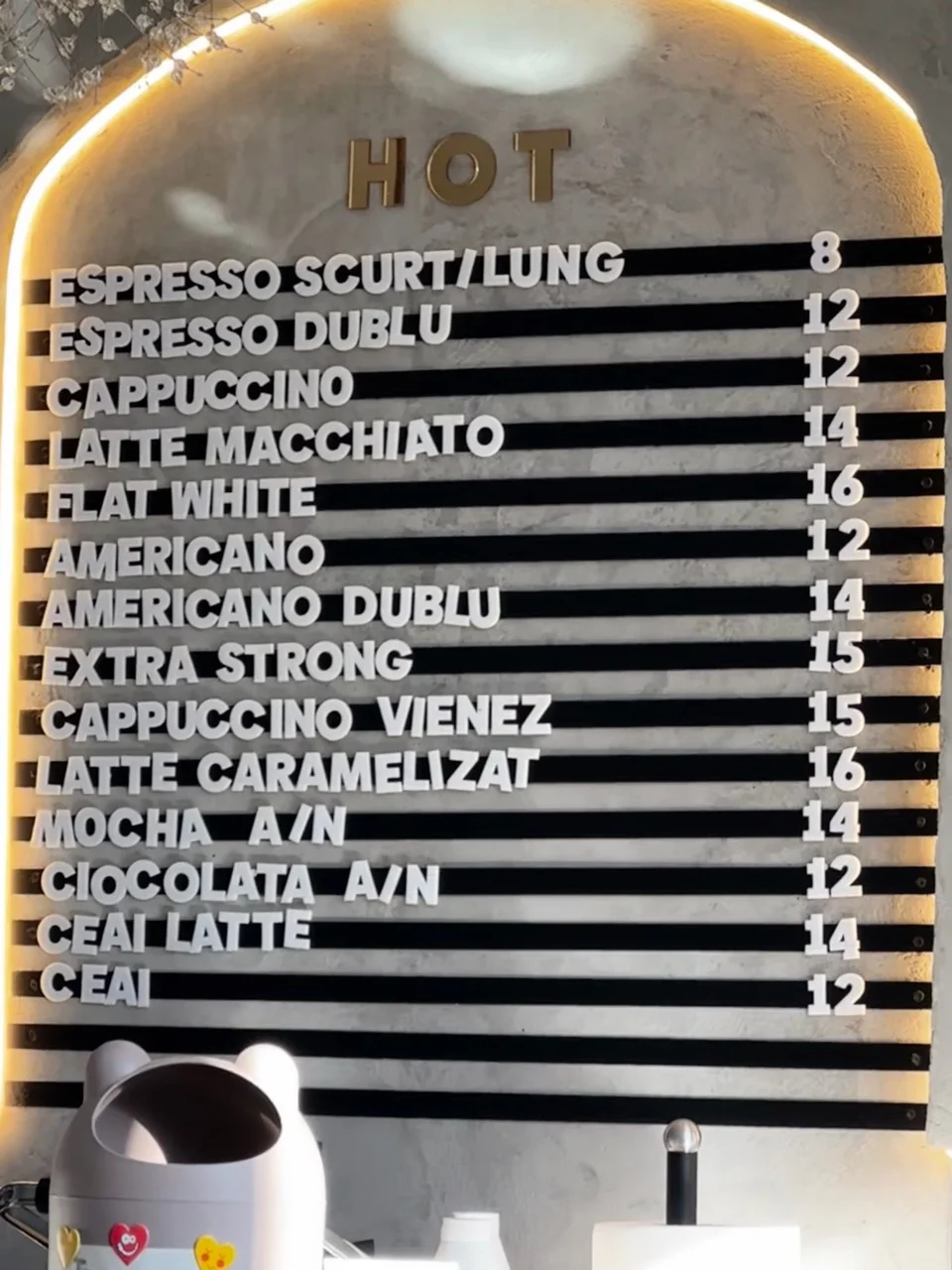 Meniu 104 Coffe (cal. Galati 39) — pagina 1